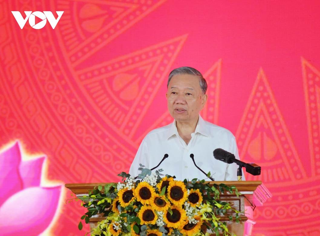 truong lien cap si pa phin ngoi truong cua niem tin va khat vong o vung bien hinh anh 2